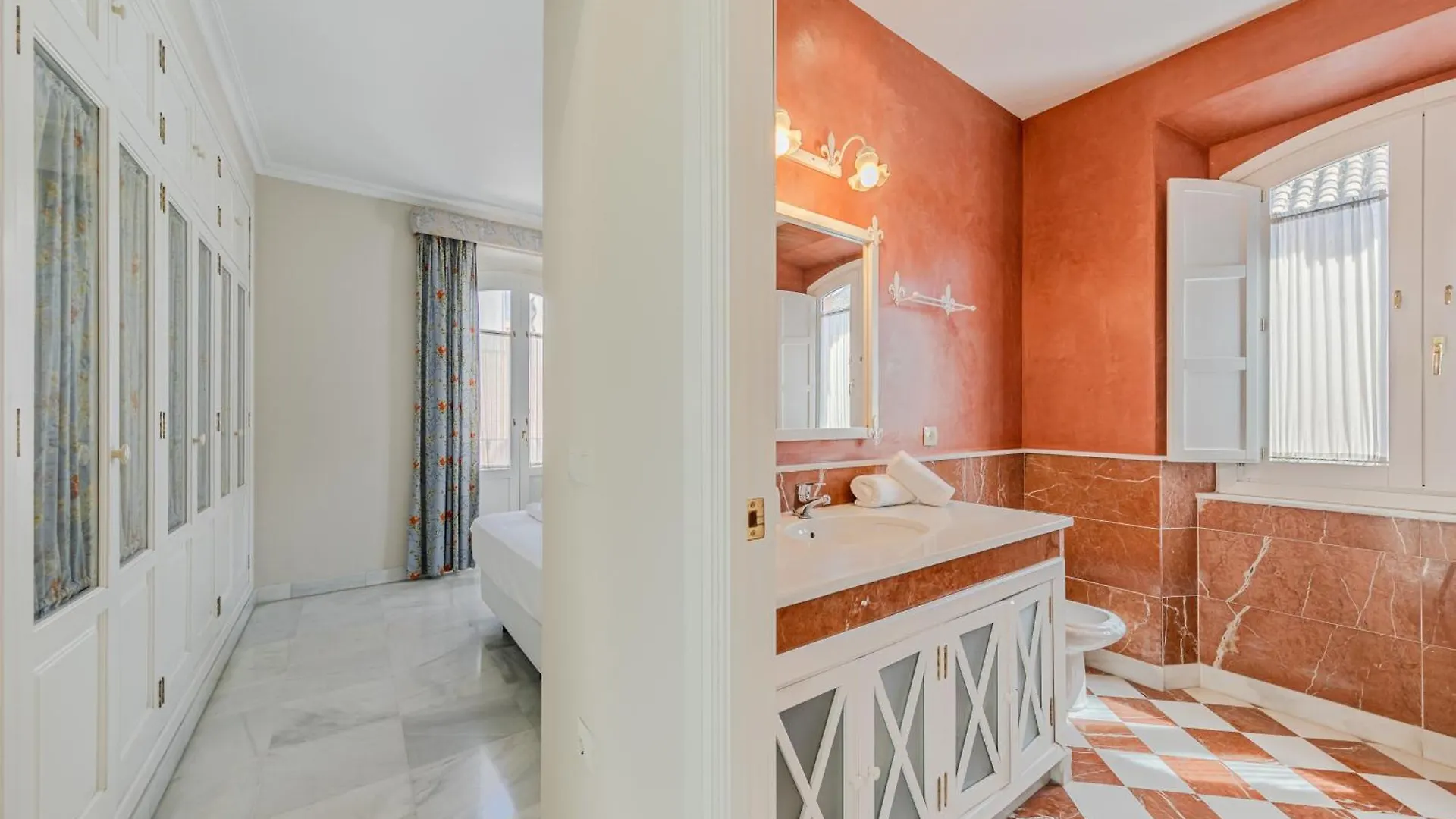 Holiday home Isg Apartments Casa Levies Luxury House Downtown Seville Spain