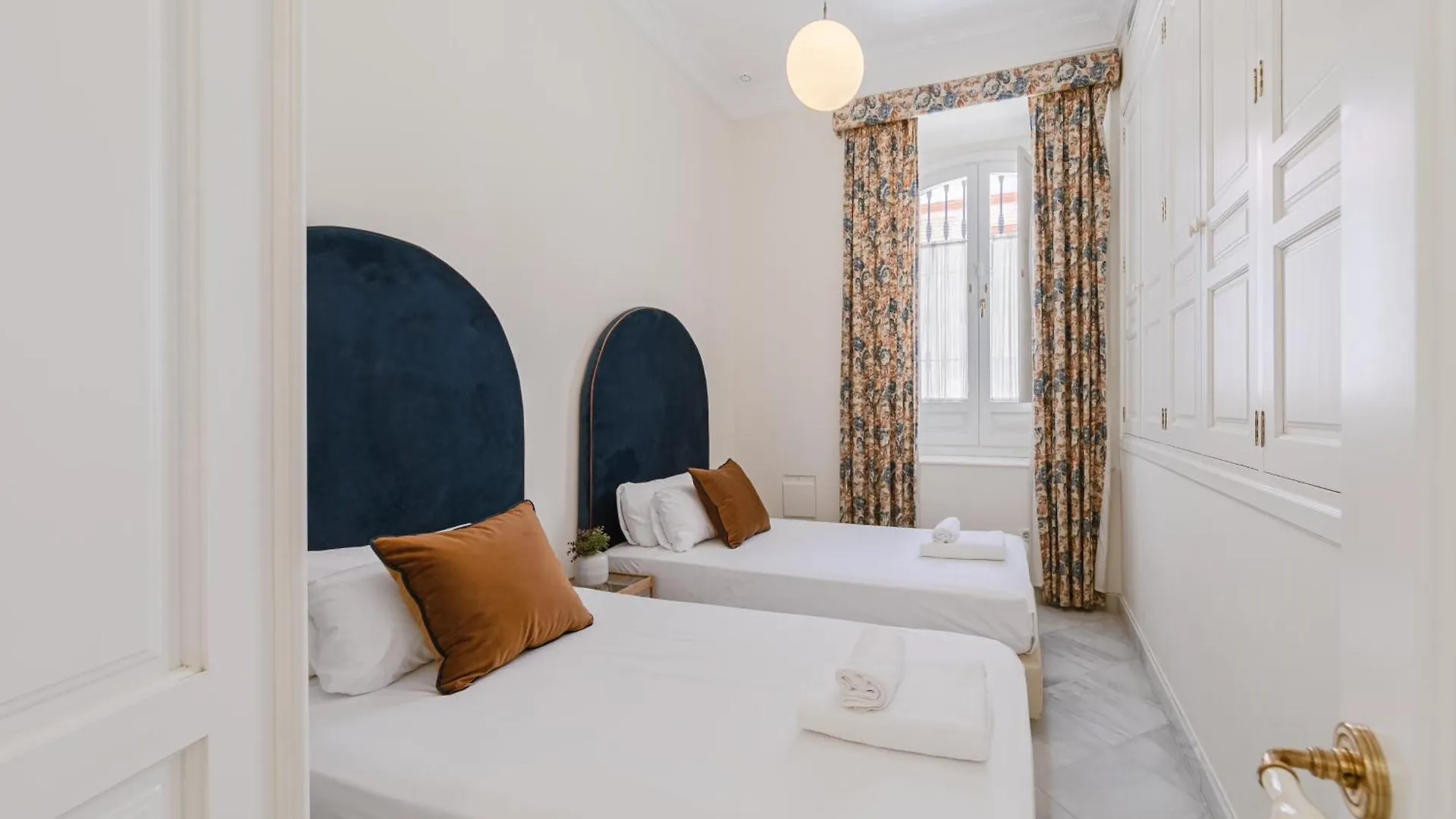 Isg Apartments Casa Levies Luxury House Downtown Seville 0*,  Spain